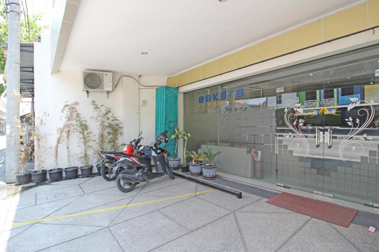מלון Reddoorz Near Uns Solo מראה חיצוני תמונה